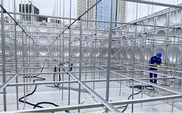 完善服務成就行業典范