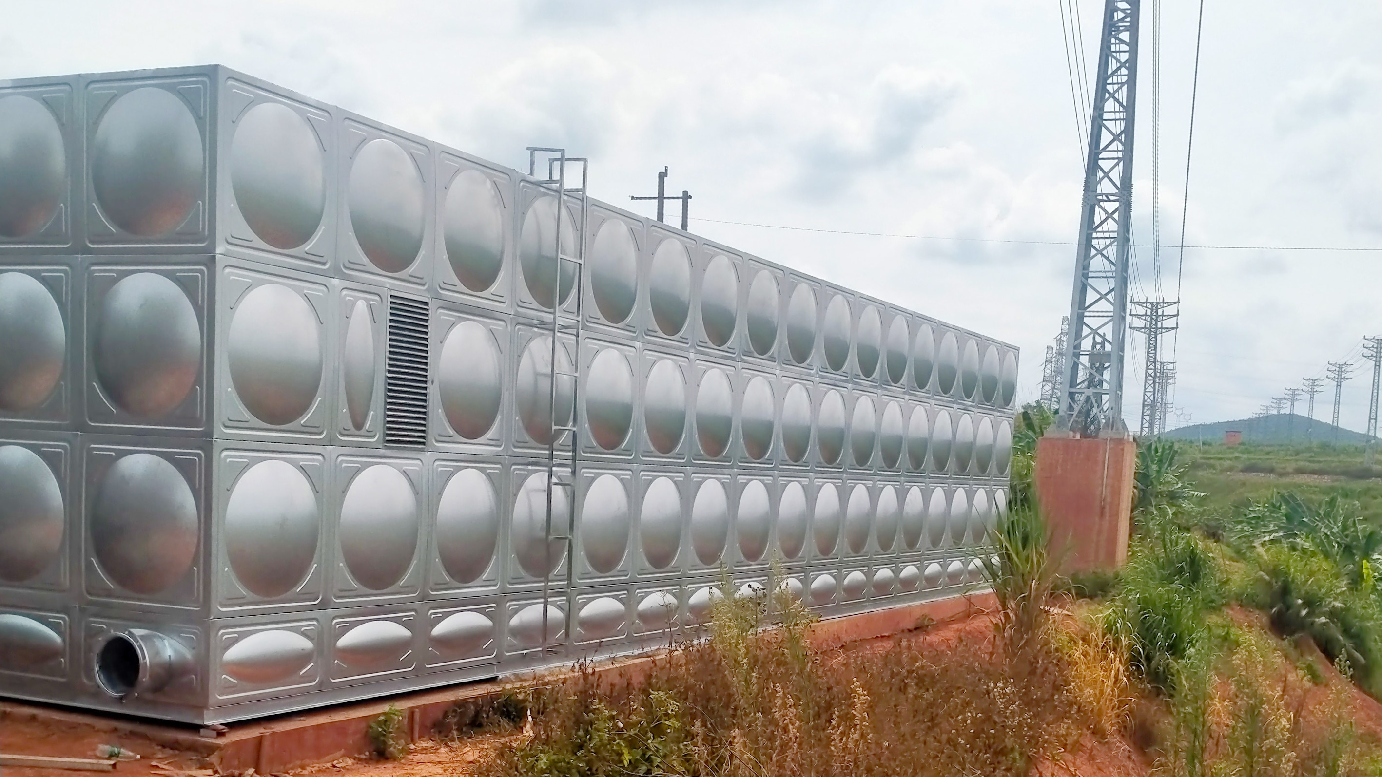 水箱556縮圖 水箱556縮圖