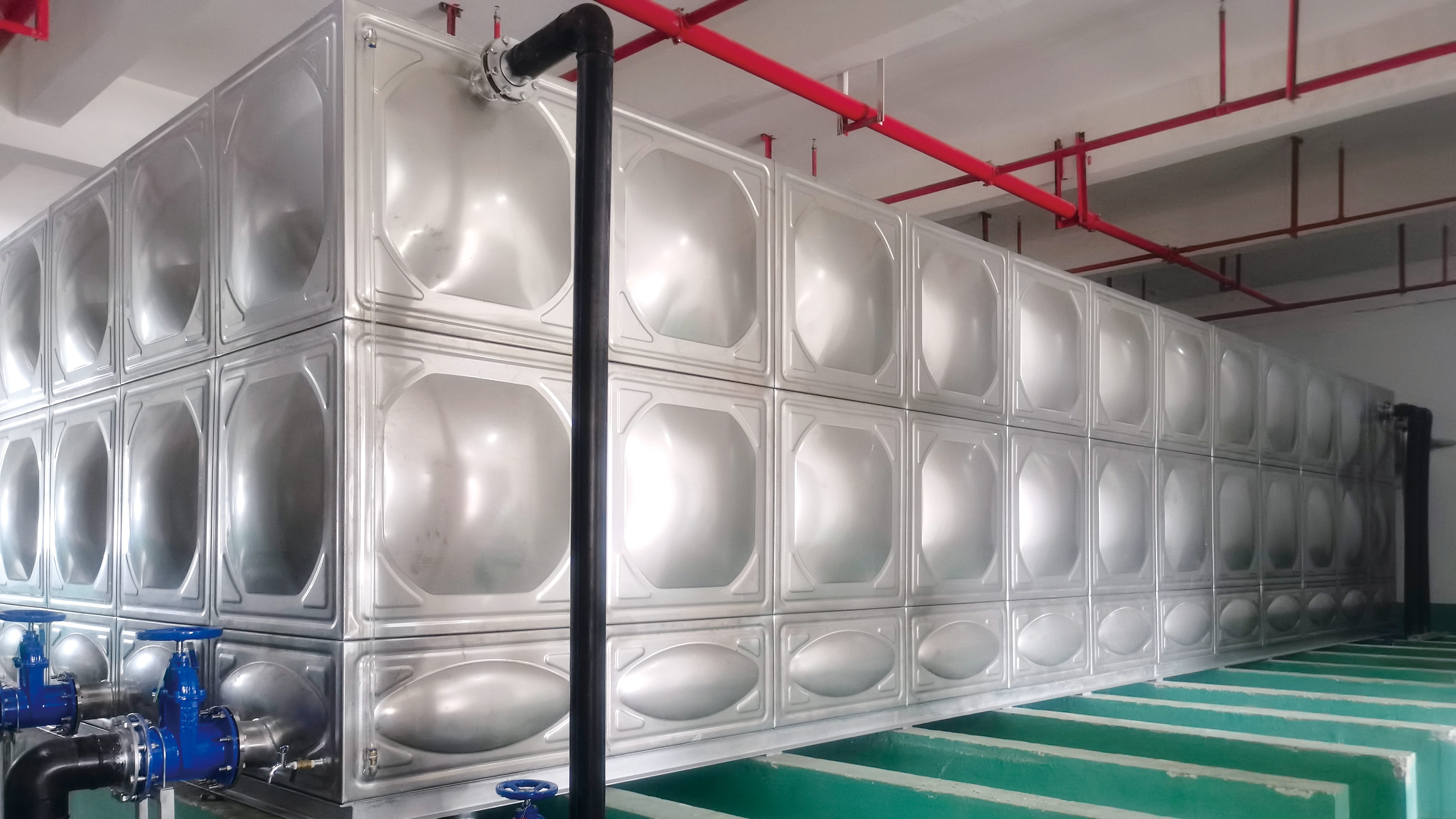 不銹鋼水箱有效容積怎么算-渠泉泵業