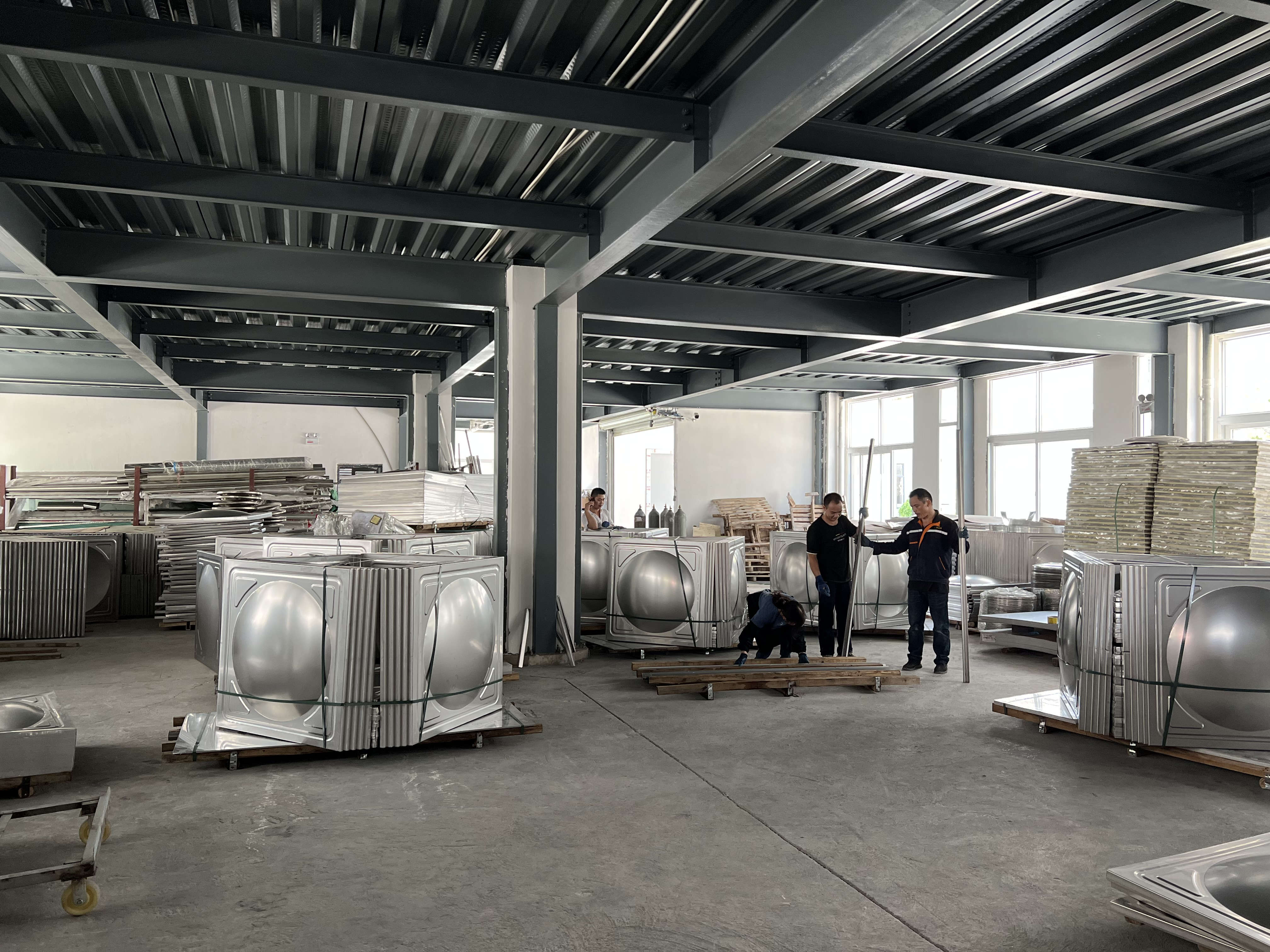 成品不銹鋼水箱價格