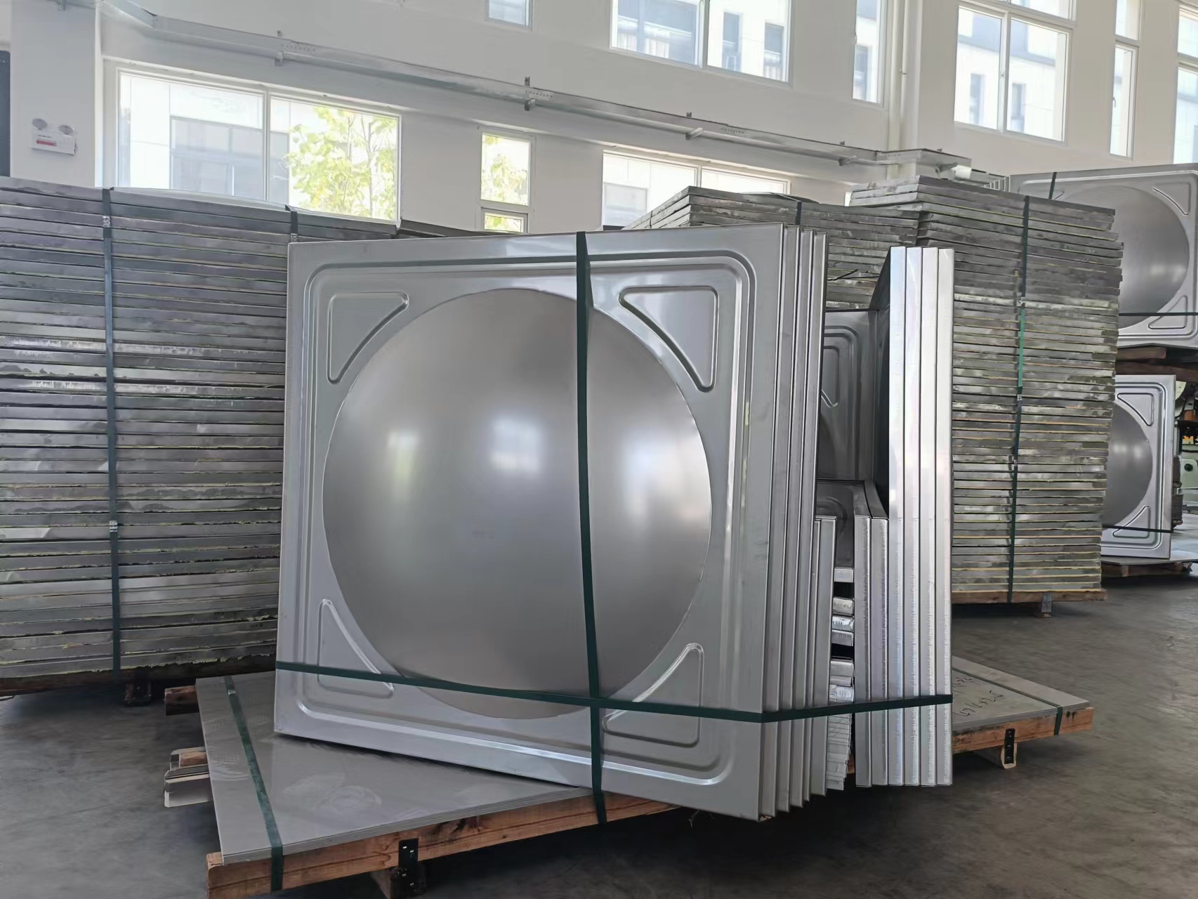 不銹鋼水箱介紹